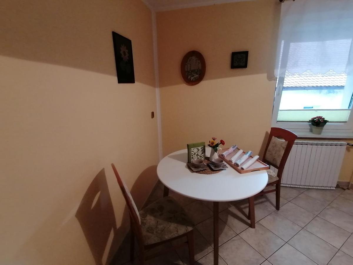 Apartma Zele * Postojna
