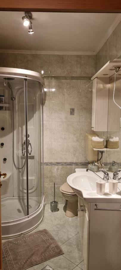Apartma Zele * Postojna