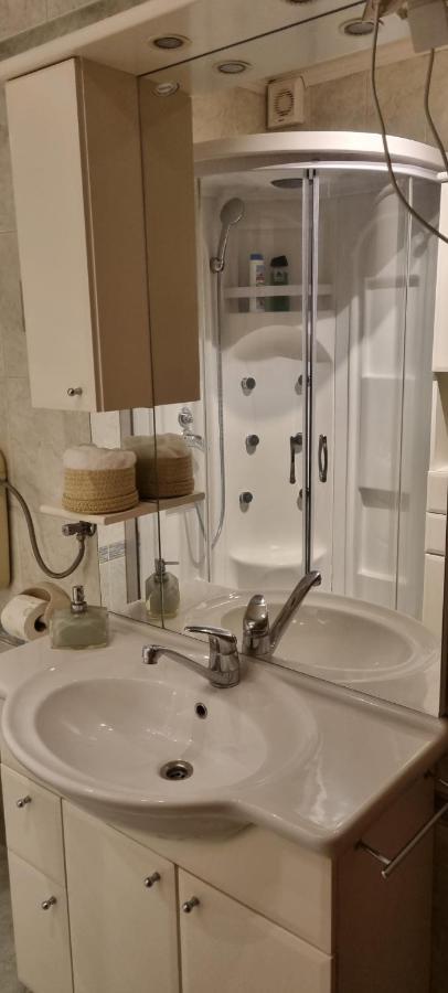 Apartma Zele Apartment *